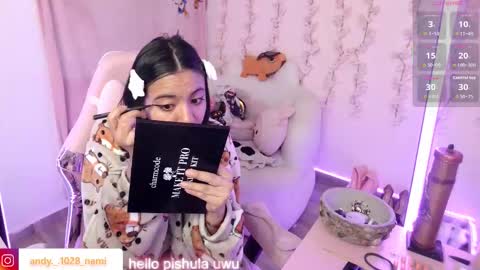 nami_usagi online show from December 15, 12:54 pm