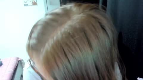 Snapshot of namibecker chatting on January 17, 3:34 am Nami online show from January 17, 3:34 am