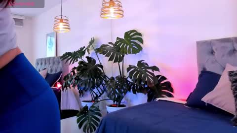 nami online show from November 6, 6:58 pm