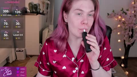 Snapshot of nancy_sun_ chatting on January 23, 12:19 pm Nancy online show from January 23, 12:19 pm