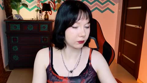 nancymartinez online show from November 30, 9:02 am