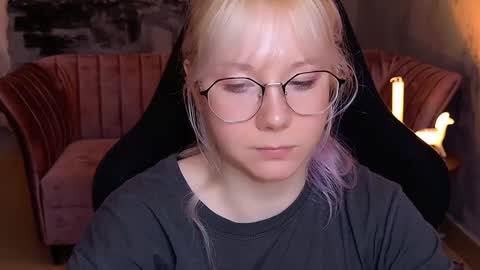 Snapshot of nancymartinez chatting on December 14, 11:34 pm nancymartinez online show from December 14, 11:34 pm