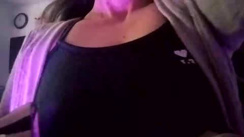 Luscious Lizz online show from February 2, 7:09 am