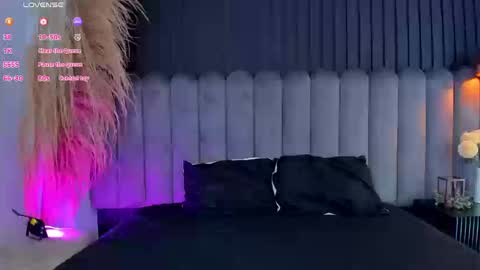 Nanda online show from March 11, 9:39 pm