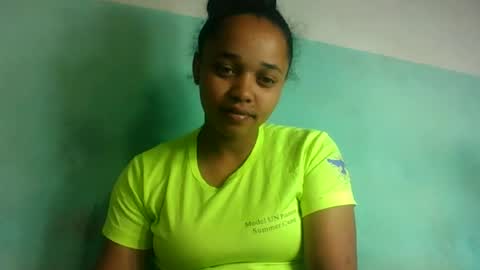 nandrianina416143 online show from July 14, 6:07 am