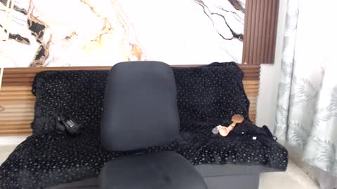 Snapshot of nanis_milf chatting on September 17, 7:12 pm nanis online show from September 17, 7:12 pm