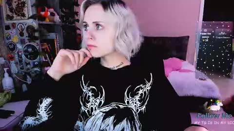 Monday-Friday 12-4 AM and 6-9 AM New York time online show from December 19, 9:18 pm