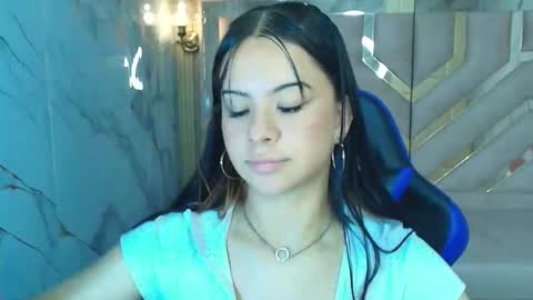 Snapshot of nanncy_r_ chatting on September 14, 2:04 pm Nancy online show from September 14, 2:04 pm