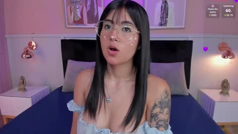 Snapshot of naoko_kirino chatting on March 1, 12:23 pm Naoko online show from March 1, 12:23 pm