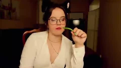 naomi_di online show from July 28, 7:39 pm