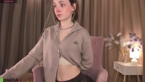 Snapshot of naomi_rias chatting on October 2, 12:15 am Naomi online show from October 2, 12:15 am
