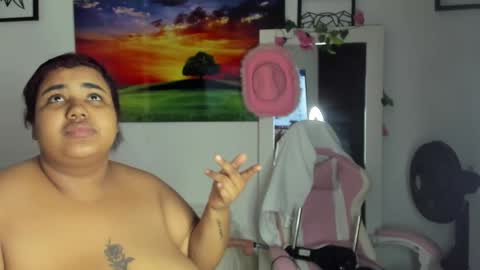Snapshot of naomiasha_ chatting on January 26, 6:16 pm    online show from January 26, 6:16 pm