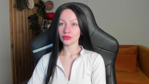 Naomi online show from February 24, 5:39 am