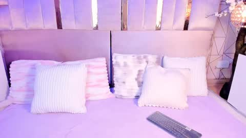     online show from March 31, 6:24 am