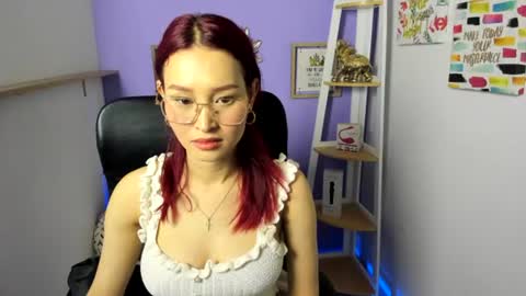 naomy online show from July 7, 3:20 am