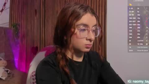 Naomy  online show from February 18, 3:27 am