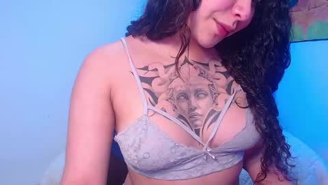 Nao online show from October 4, 2:22 pm