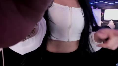 Maira online show from June 25, 9:16 pm
