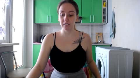 Snapshot of nastasiiaaforyou chatting on January 5, 8:43 am nastasiiaaforyou online show from January 5, 8:43 am