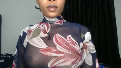 bella online show from December 5, 9:05 pm