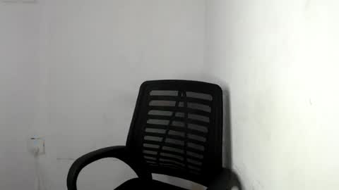 april online show from July 23, 6:21 am