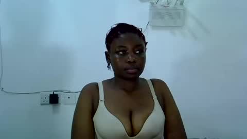 nasty_ebony2 online show from July 26, 2:19 am