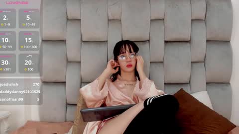 Snapshot of nastya_fantasy chatting on January 23, 9:07 pm Nastya online show from January 23, 9:07 pm