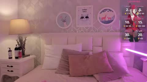 Snapshot of nastya_fantasy chatting on October 15, 9:17 pm Nastya online show from October 15, 9:17 pm
