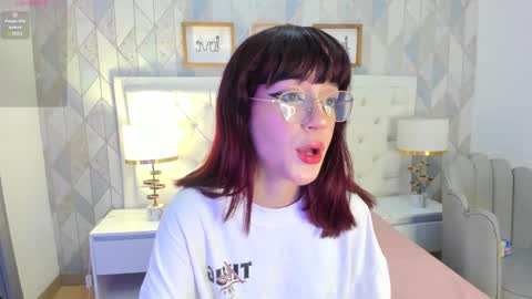 Snapshot of nastya_fantasy chatting on February 4, 7:11 pm Nastya online show from February 4, 7:11 pm