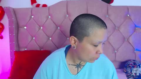 nat_evans8 online show from March 21, 4:39 am