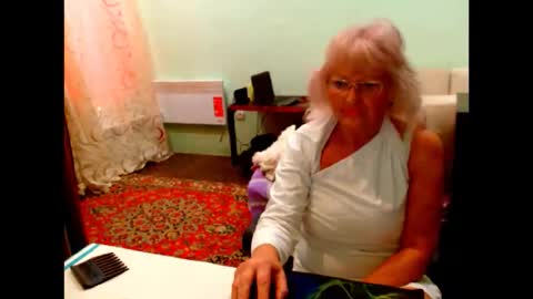 natali online show from October 28, 7:03 am