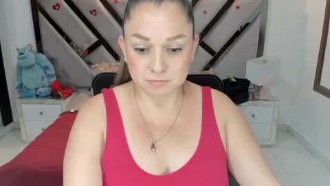 Snapshot of natalia5560 chatting on October 6, 5:07 pm natalia5560 online show from October 6, 5:07 pm