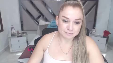 Snapshot of natalia5560 chatting on March 11, 2:51 pm natalia5560 online show from March 11, 2:51 pm