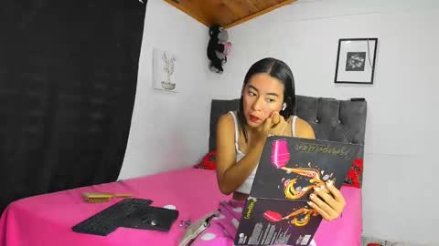 Snapshot of nataliaa05 chatting on January 25, 10:51 am Nati online show from January 25, 10:51 am