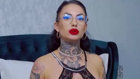 Natalia Cristal online show from September 13, 6:43 am