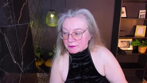 NataliCloud online show from April 7, 1:24 pm