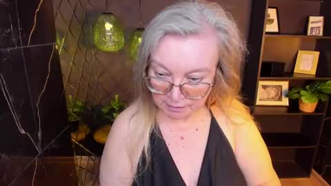 NataliCloud online show from April 19, 6:10 pm