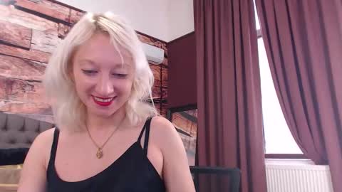 Natalie online show from November 5, 10:20 am