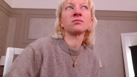 Natalie online show from April 3, 5:27 am