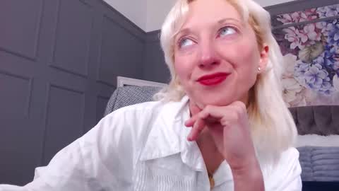 Natalie online show from February 15, 7:33 am