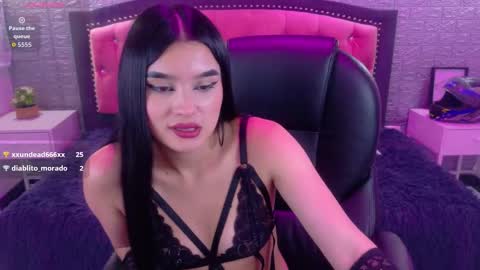 natalie  online show from February 3, 6:40 am