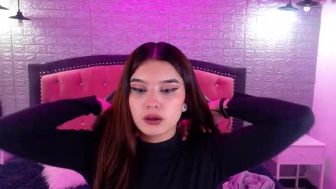 Snapshot of natalie_loffreda chatting on September 12, 3:07 am natalie online show from September 12, 3:07 am