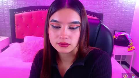 natalie  online show from December 17, 3:44 am