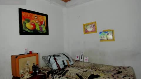 natalie porter  online show from April 24, 3:20 am