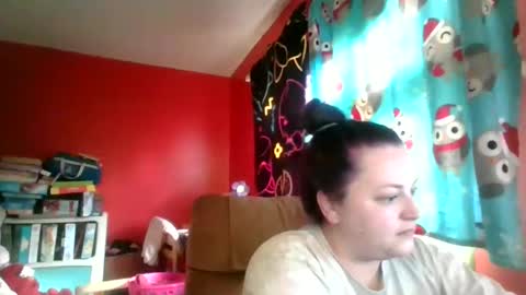 Snapshot of nataliedays chatting on December 9, 5:41 pm Natalie online show from December 9, 5:41 pm