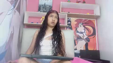 natalieevansx online show from December 16, 12:38 pm