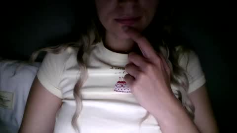 Snapshot of nataliexo111 chatting on October 3, 9:20 pm Natali online show from October 3, 9:20 pm