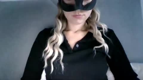 Snapshot of nataliexo111 chatting on October 1, 3:28 pm Natali online show from October 1, 3:28 pm