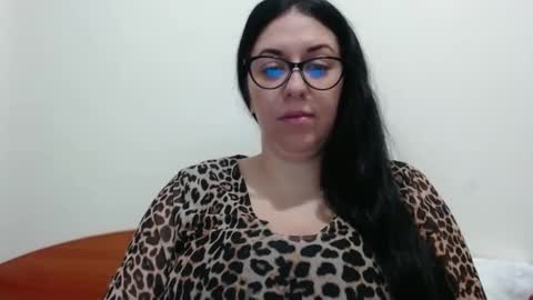 Snapshot of natally565656 chatting on February 4, 9:49 am natally online show from February 4, 9:49 am