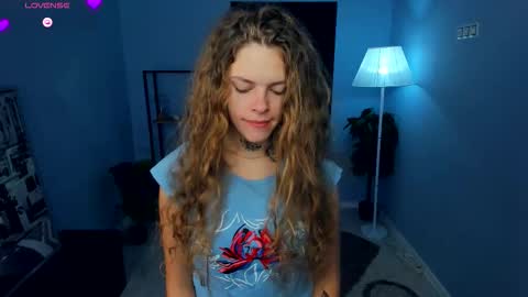 Snapshot of nataly_hello chatting on October 12, 5:10 am Natalie online show from October 12, 5:10 am
